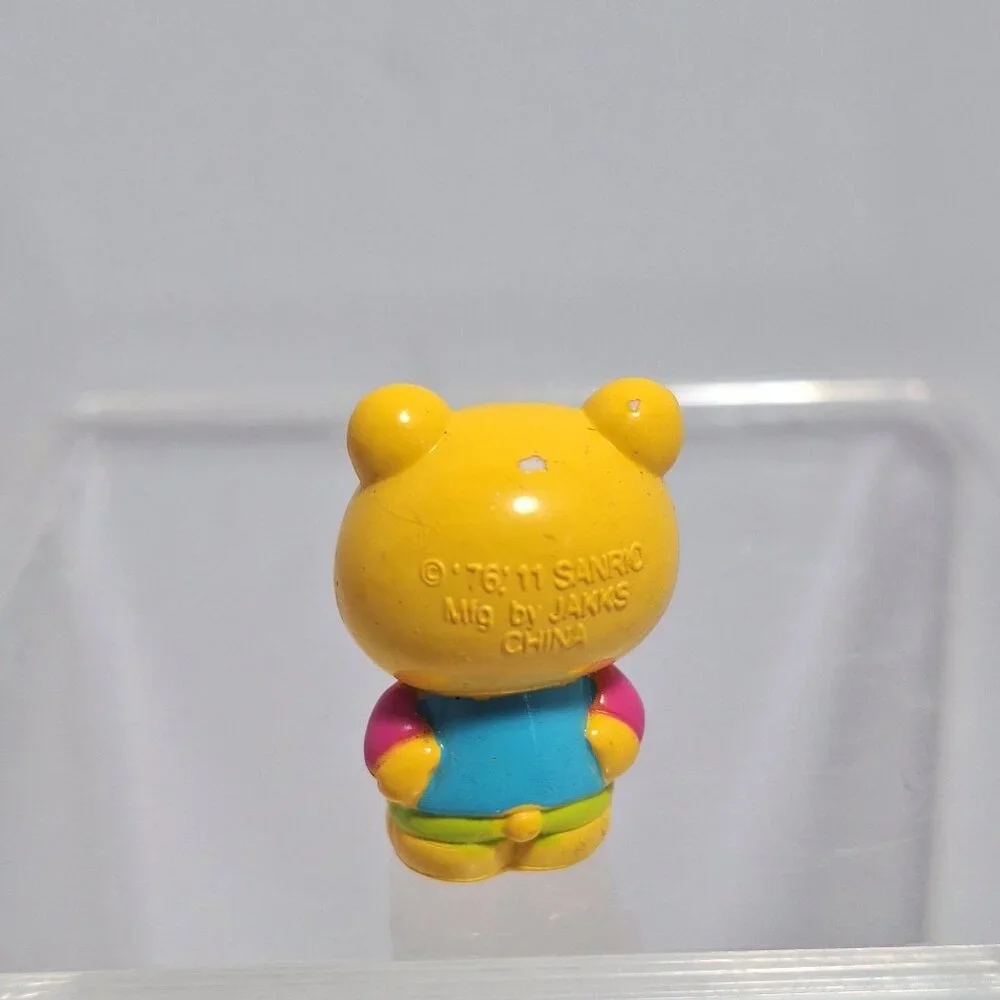 Sanrio Hello Kitty Bear Mini Friend 2011 Jakks 1.25" - Picture 5 of 12